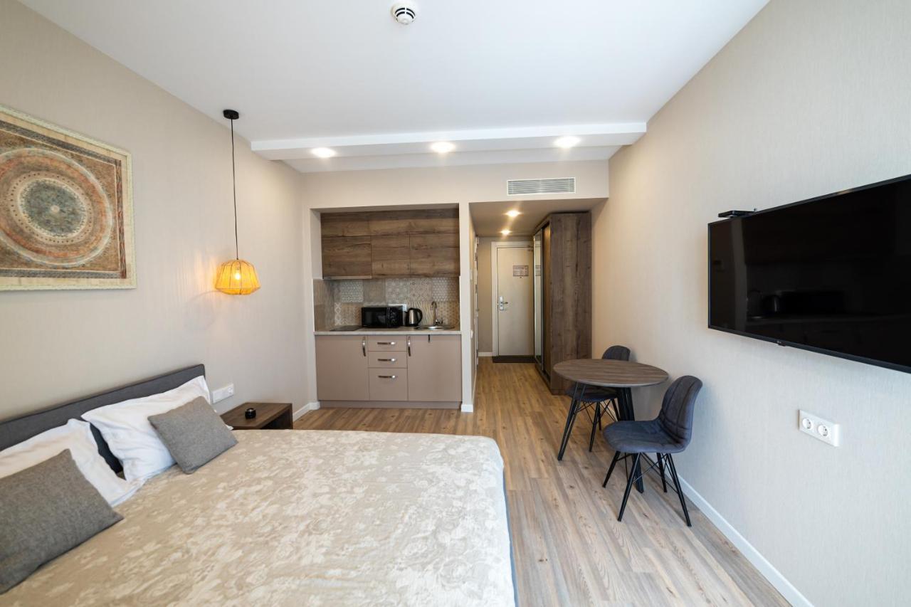 Sea Breeze In Batumi Apartment Exterior photo